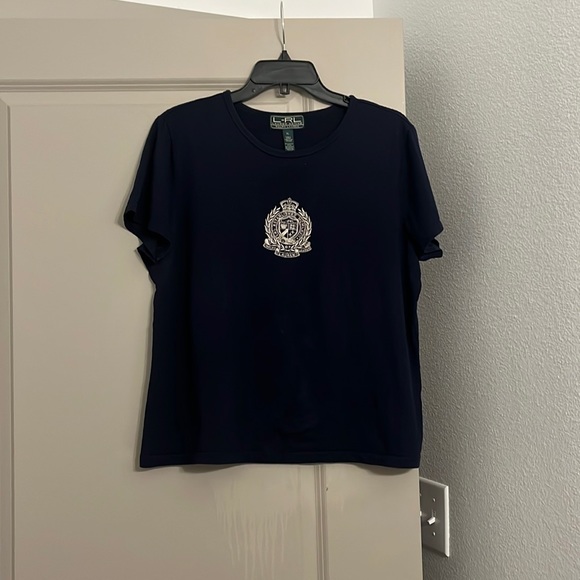 L-RL Lauren Active Ralph Lauren Tops - L-RL Lauren Active Ralph Lauren Crested T Shirt.